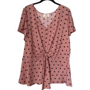 Flower & Feather Womens Top Size 1XL Babydoll Pink Polka Dot V-neck Short Sleeve